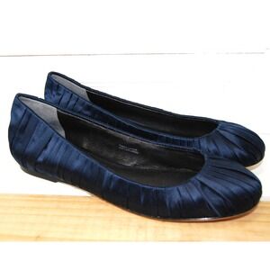 Vera Wang Lavender Ballet Flats Size 6M shoes Blue fabric upper Leather outsole